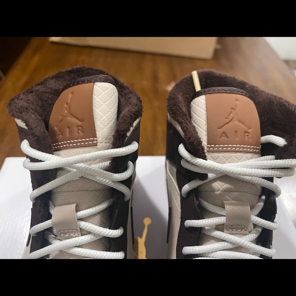 ❌SOLD❌ Jordan 1 Mid SE Brown Basalt Oatmeal sz: US 7.5 W/ 6.5 M - Picture 10 of 12